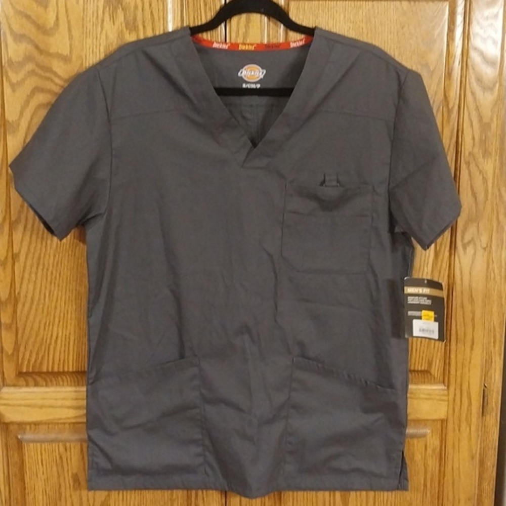 Dickies NWT Men's‎ V-Neck Scrub Top Size Small Gray 5 Pockets 81906 Side Vents